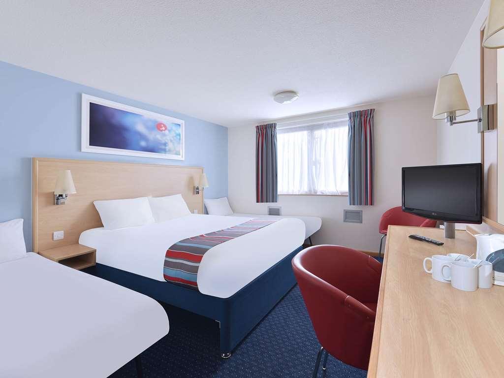 Travelodge Ipswich Beacon Hill Coddenham Oda fotoğraf